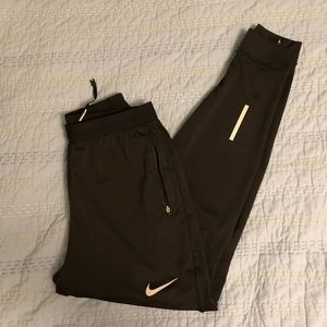 Nike Drifit Lightweight Running Pant 